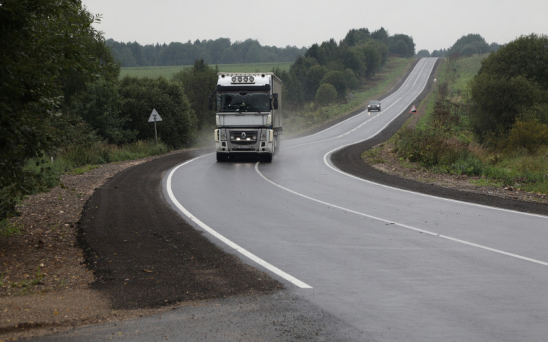 В Вологодской области состоялась приемка автодороги регионального значения Грязовец-Вохтога протяженностью почти 55 километров. 